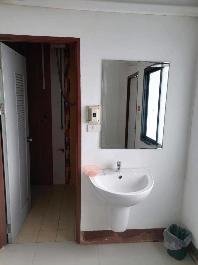 Staychill Resort Uttaradit Buitenkant foto